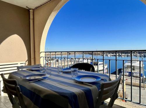 Studio cabine avec vue sur le port 4 couchages - AR240-112