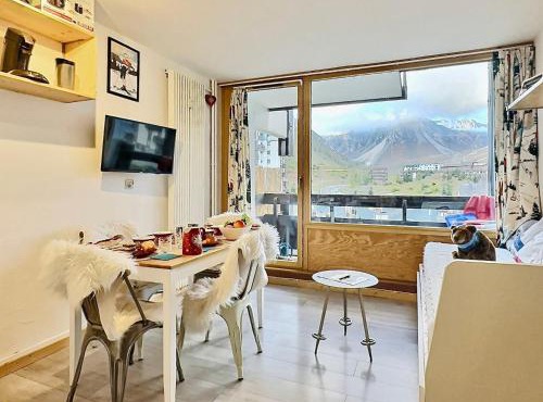 Studio cabine avec balcon Sud à 5 min des pistes, wifi inclus - FR-1-411-905