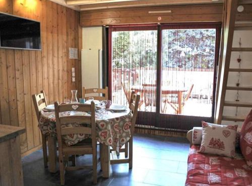 Studio cabine centre Morzine, 6 pers, terrasse, parking, wifi - FR-1-524-125