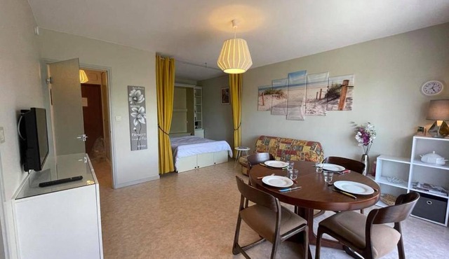 Studio Cabine avec Balcon et Parking Près de la Plage - St-Jean-de-Monts - FR-1-224C-284