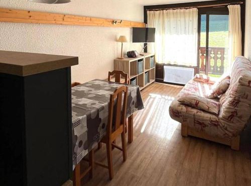 Studio cabine lumineux aux Gets, 4 pers, proche piste et commerces, parking privé - FR-1-802-58
