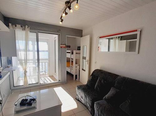 Studio Cabine Rénové à Barcarès, Vue Lac & Parking, 4 Pers. - FR-1-782-92