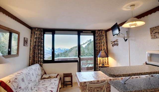 Studio cabine rénové 21m² au pied des pistes, 3 pers, Les Menuires - FR-1-178-299