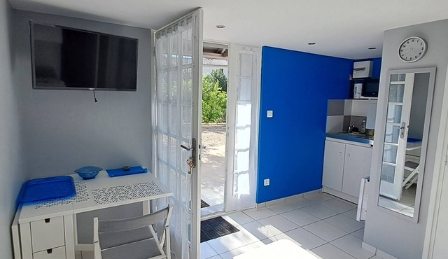 Studio Calme Tout Confort - Parking - Centre Ville Meximieux