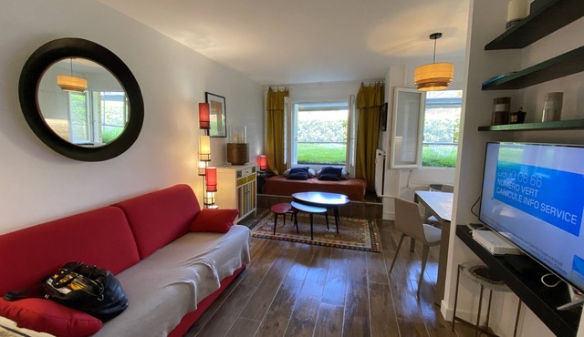 Studio casino royal 1 minute from the beach
