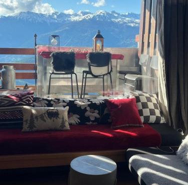 Studio chaleureux, confortable, avec vue sur les Alpes