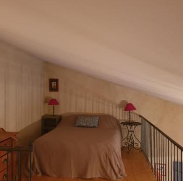 Studio, chambre d'hôtes dans mas provençal