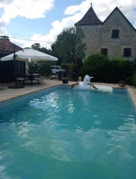 Studio charmant à Bio avec jardin et piscine partagée, 32 m².