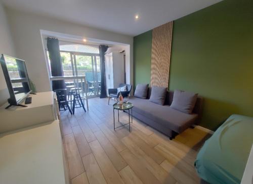 Studio climatisé à Pin Rolland - plages et nature