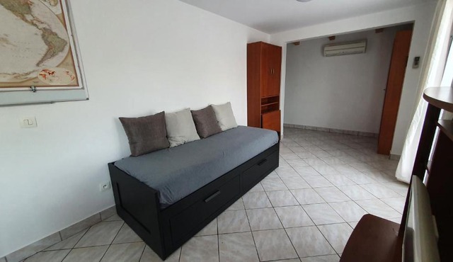 Studio Climatisé Calme Var Piscine