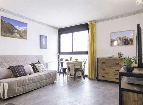 Studio cosy à Saint-Lary-Soulan, ski aux pieds - FR-1-296-330