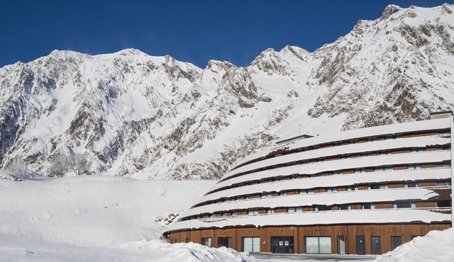 Studio cosy au pied des pistes | Piscine + sauna