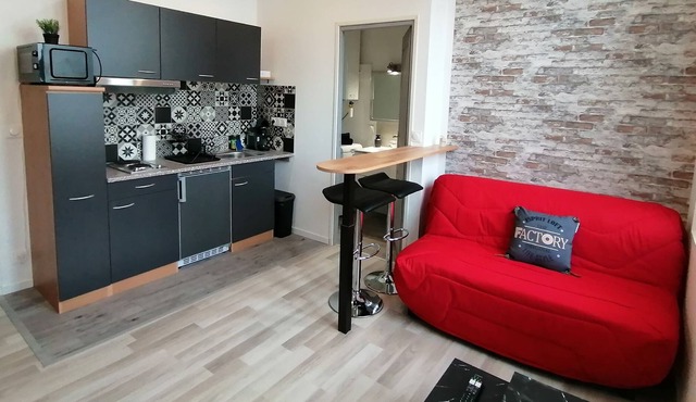 Studio Cosy Brick Home