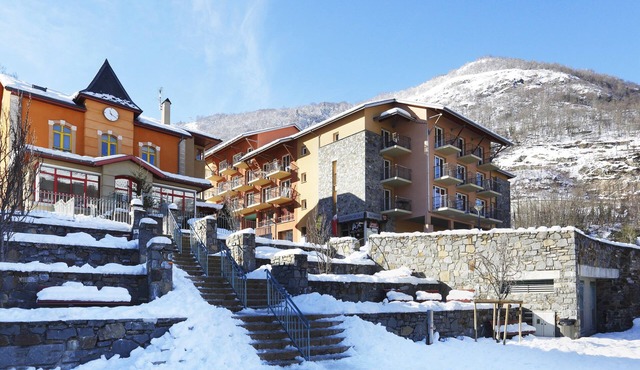 Studio cosy proche du centre | Piscine intérieure