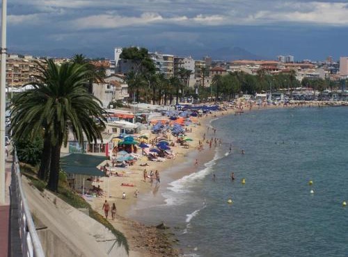 Studio cosy proche des plages de Golfe Juan