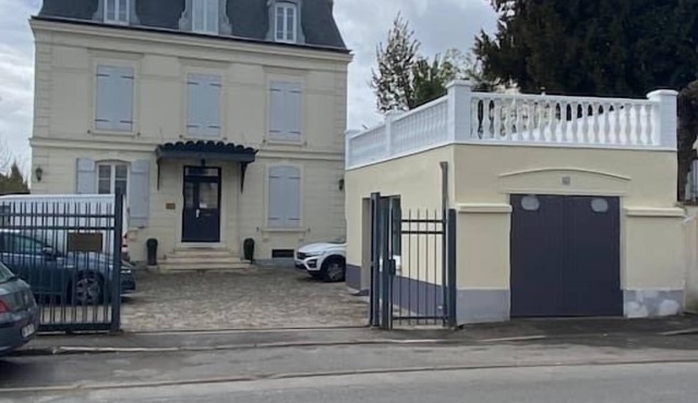 Studio Dans Hôtel Particulier