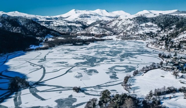 Studio dans le bourg médiéval de Murol