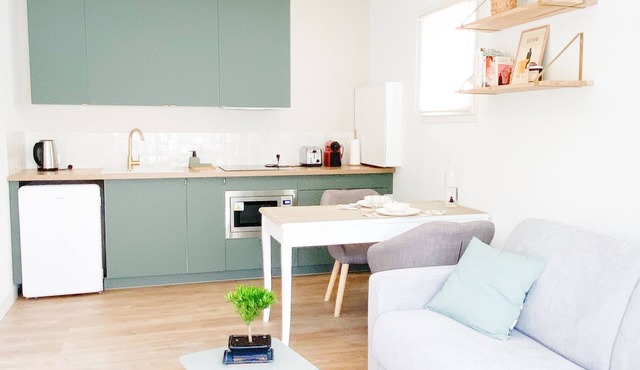 Studio Dans Maison Piscine