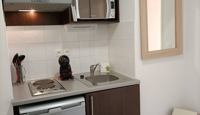 Studio Dans Résidence Avec Piscine D88