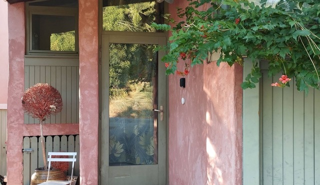 Studio Dans un Village Médiéval de la Drôme Provençale