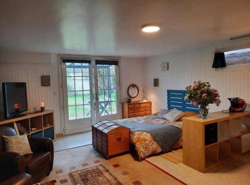 Studio de charme pour séjour tranquille à deux - Groupama Stadium - LDLC Aréna - Fiducial Astéria - Eurexpo - Aéroport St Exupéry - Base nautique du Grand Large