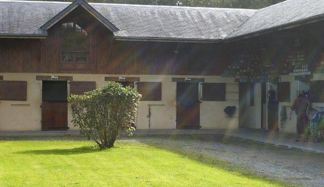 Studio de charme sur les hauteurs de lourdes (1)