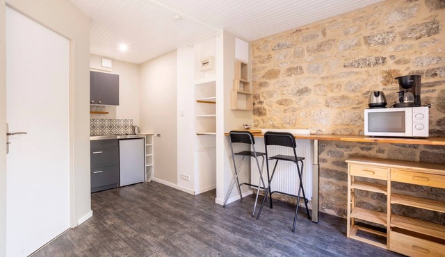 Studio 'De La Vallée Du Stangala' with Private Terrace and Wi-Fi