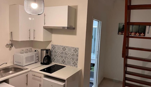 Studio duplex centre-ville au calme avec parking