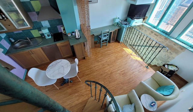 Studio duplex totally independent