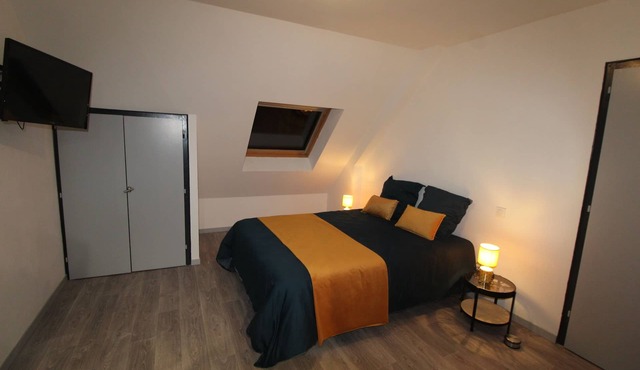 STUDIO EAST private kitchen and bathroom wc