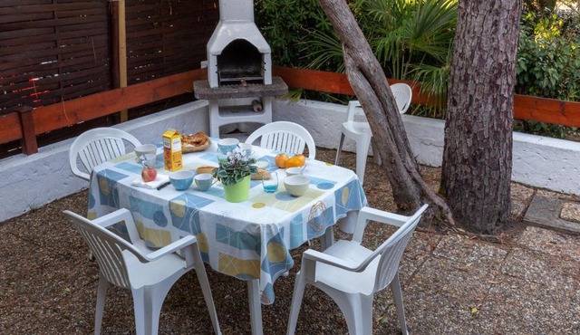 Studio en Duplex sous la Pinède et Proche de la Plage - FR-1-239-394