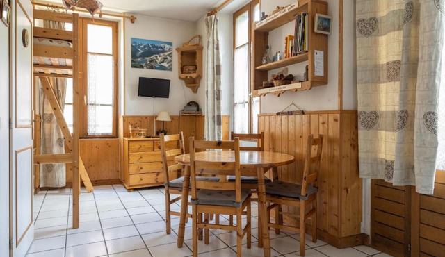 Studio en centre village St Gervais