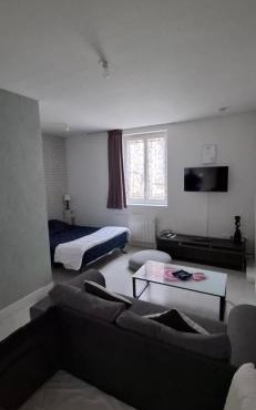 Studio entier plein centre