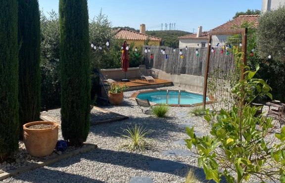 Studio entre Aix en Provence et Marseille et parking