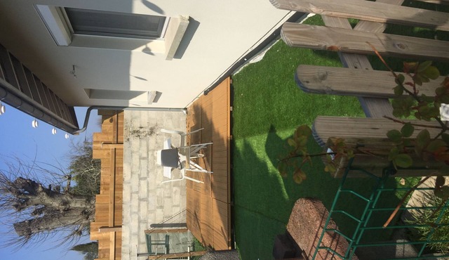 Studio equipped with garden and outdoor furniture