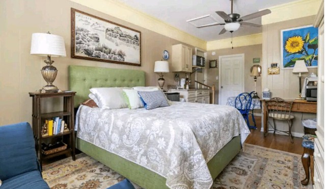 Studio ESCAPE Cozy CLOSE-IN Kitchen Pool Work-Space