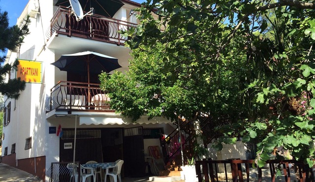 Studio flat near beach Starigrad, Paklenica (AS-6621-b)