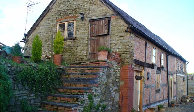 Studio Flat In Quiet Village Between Ludlow And Leominster