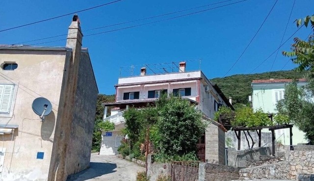 Studio flat near beach Martinšćica, Cres (AS-23980-b)