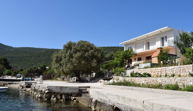 Studio flat near beach Kabli, Pelješac (AS-10225-b)