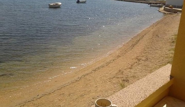 Studio flat near beach Dinjiška, Pag (AS-9386-a)