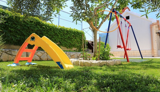 Studio flat near beach Ražanj, Rogoznica (AS-10373-b)