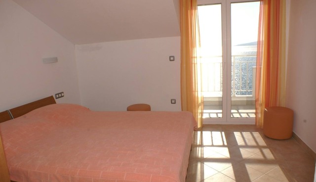 Studio flat near beach Zaostrog, Makarska (AS-2816-b)