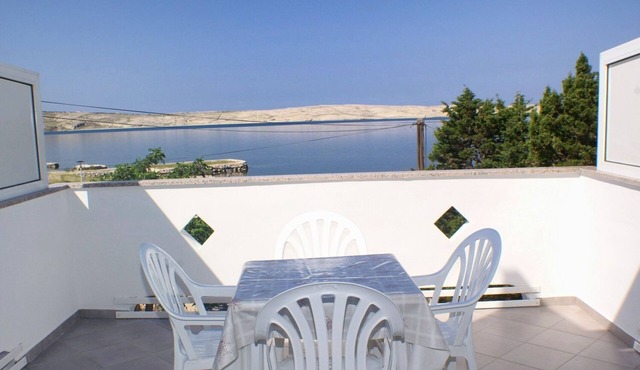 Studio flat near beach Kustići, Pag (AS-4129-b)