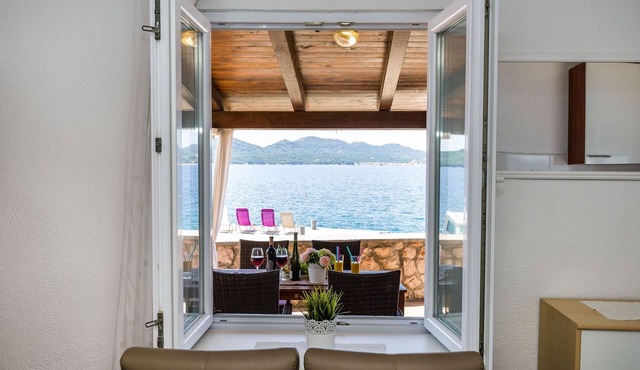 Studio flat near beach Lavdara, Dugi otok (AS-435-b)