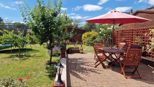 Studio Flat on Straight Road, Harold Hill,