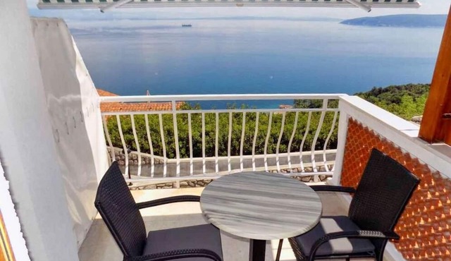 Studio flat with terrace and sea view Mošćenice, Opatija (AS-7689-a)