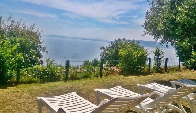 Studio flat with terrace and sea view Mošćenice, Opatija (AS-7689-c)