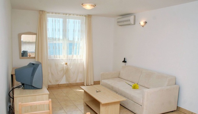 Studio flat with air-conditioning Vinjerac, Zadar (AS-3093-b)