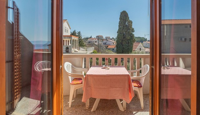 Studio flat with balcony and sea view Sumartin, Brač (AS-13285-a)